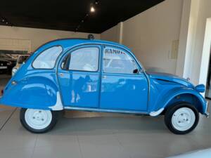 Image 32/36 of Citroën 2 CV 6 (1983)