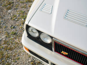 Image 9/21 of Lancia Delta HF Integrale Evoluzione II &quot;La Perla&quot; (1994)