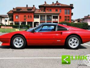 Image 7/10 of Ferrari 308 GTSi (1981)