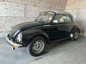 Image 2/28 of Volkswagen Beetle 1600 (1977)