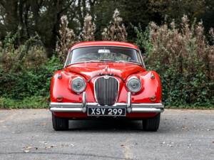 Image 6/45 of Jaguar XK 150 FHC (1960)