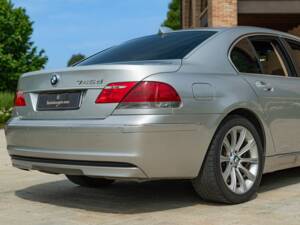 Bild 10/50 von BMW 745d (2005)