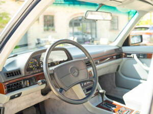 Bild 49/64 von Mercedes-Benz 500 SEL (1984)