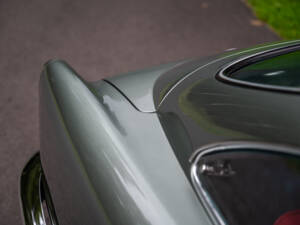 Image 28/64 de Aston Martin DB 4 (1961)