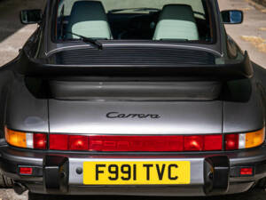 Image 44/49 of Porsche 911 Carrera 3.2 (1989)