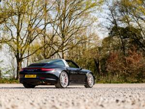 Imagen 33/50 de Porsche 911 Targa 4S (2015)