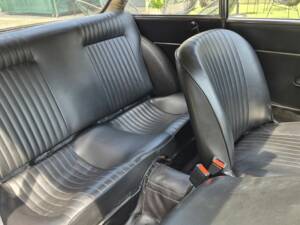 Image 35/50 de Alfa Romeo Giulia GT 1300 Junior (1971)