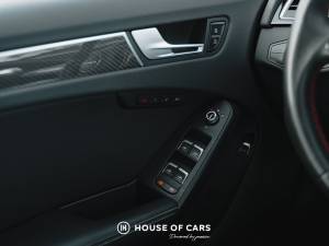 Bild 31/45 von Audi RS4 Avant (2014)