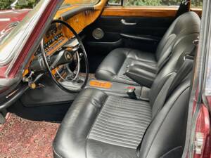 Image 5/31 de Jaguar 420 G (1968)