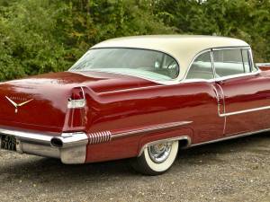 Image 9/50 of Cadillac 62 Coupe DeVille (1956)