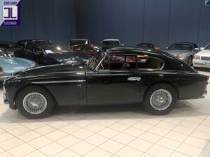 Image 3/58 of Aston Martin DB 2&#x2F;4 Mk II (1957)