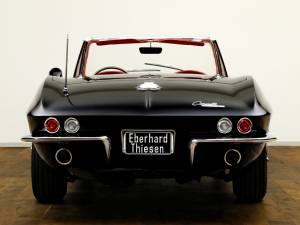 Image 7/25 of Chevrolet Corvette Sting Ray Convertible (1964)