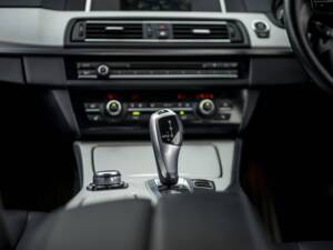 Immagine 8/8 di BMW 520i Touring (2015)