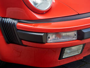 Imagen 17/47 de Porsche 911 Speedster 3.2 (1989)