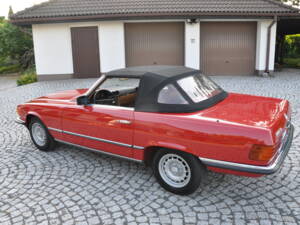 Image 8/52 de Mercedes-Benz 280 SL (1985)