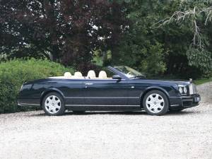 Image 4/31 of Bentley Azure (2007)