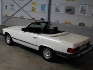 Bild 9/12 von Mercedes-Benz 380 SL (1982)