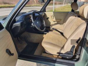 Image 20/37 de BMW 315 (1982)