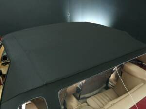 Bild 22/30 von Mercedes-Benz 560 SL (1989)