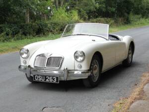 Imagen 3/15 de MG MGA 1500 (1958)