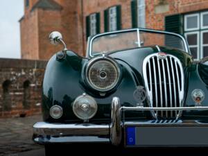 Image 3/29 de Jaguar XK 140 DHC (1955)