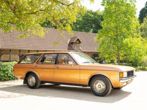Image 12/57 of Ford Granada Turnier 2,3 (1976)