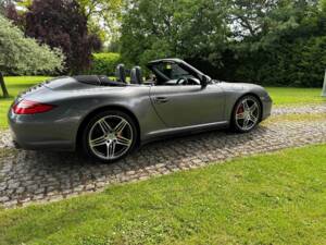 Image 15/30 of Porsche 911 Carrera 4S (2009)