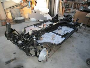 Image 50/63 of Volkswagen Karmann Ghia 1500 (1971)