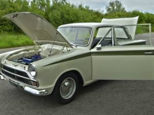 Image 36/50 of Ford Lotus Cortina (1966)