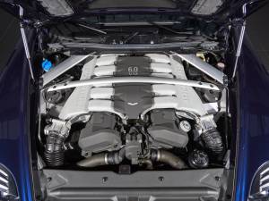 Aston Martin DB 9 - Motorraum