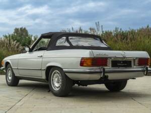 Bild 18/50 von Mercedes-Benz 450 SL (1973)