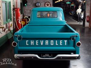 Image 4/50 of Chevrolet Apache Panel (1958)