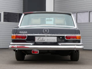 Image 24/54 de Mercedes-Benz 600 (1970)