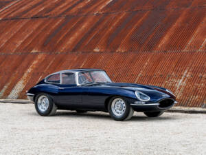 Image 5/39 of Jaguar E-Type &quot;Lightweight&quot; (1962)