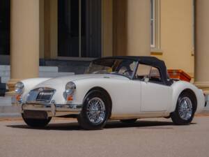 Bild 2/53 von MG MGA Twin Cam (1958)