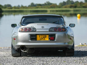 Immagine 33/39 di Toyota Supra 3.0 Turbo (2001)