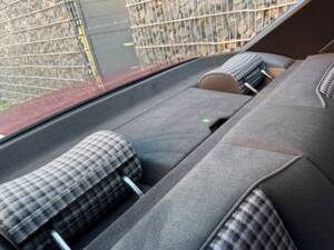 Immagine 60/75 di Mercedes-Benz 230 E (1992)