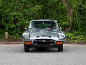 Image 6/19 of Jaguar Type E (2+2) (1969)