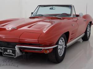 Image 9/44 of Chevrolet Corvette Sting Ray Convertible (1964)