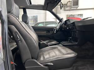 Image 14/23 de BMW 635 CSi (1985)