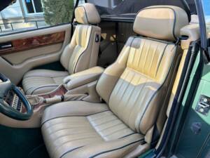 Immagine 7/10 di Aston Martin Virage Volante (1994)