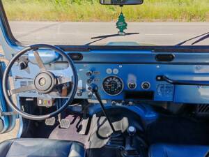 Image 23/31 of Jeep CJ-7 2.4L Diesel (1983)