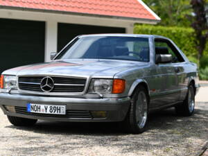 Image 6/17 of Mercedes-Benz 560 SEC (1989)