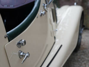 Image 18/50 of Morgan 4&#x2F;4 1800 (1994)