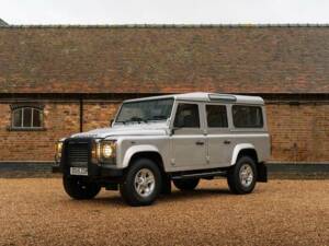 Image 18/50 de Land Rover Defender 110 (2015)