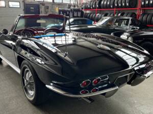 Immagine 5/49 di Chevrolet Corvette Sting Ray Convertible (1964)