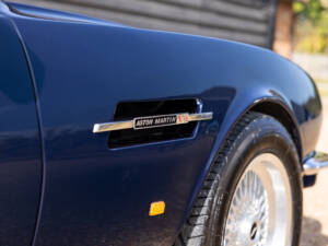 Image 75/92 of Aston Martin V8 EFi Volante (1987)