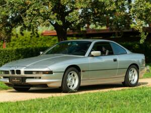 Image 1/50 de BMW 850i (1990)