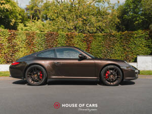 Image 9/46 of Porsche 911 Carrera 4S (2011)