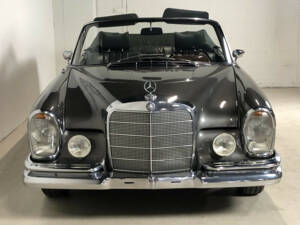 Afbeelding 6/30 van Mercedes-Benz 250 SE (1967)